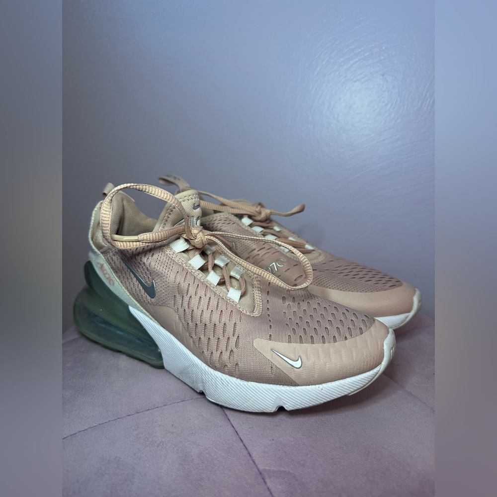 Nike Air Max 270 Pink Oxford Metallic Silver Sneakers Size 7